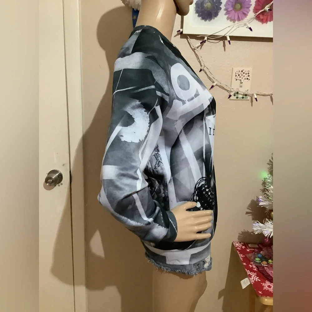 Justin Bieber Album Graphic Pullover Sweatshirt - Picture 3 of 6